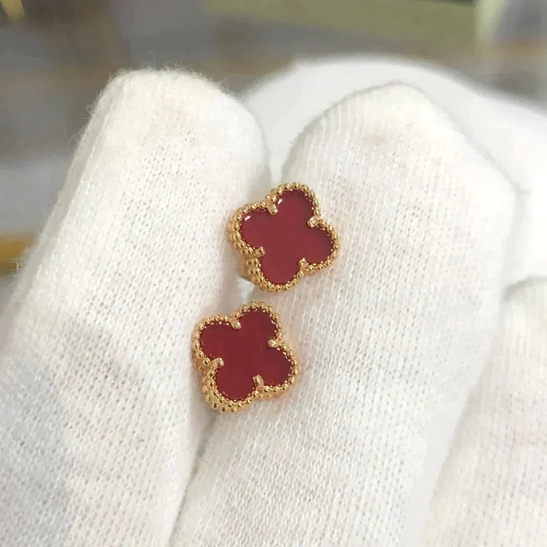 [Love Lucky]CLOVER MINI 9.5MM CARNELIAN EARRINGS