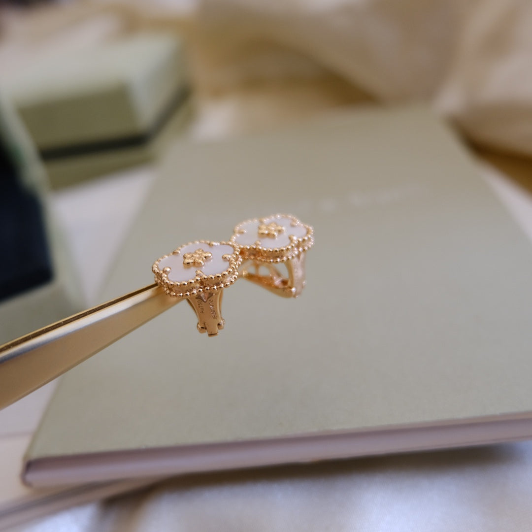 [Love Lucky]LUCKY PINK GOLD WHITE MOP EARRINGS
