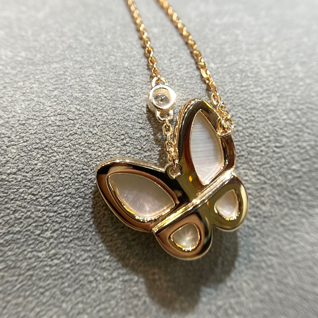 [Love Lucky]BUTTERFLY MOP DIAMOND NECKLACE