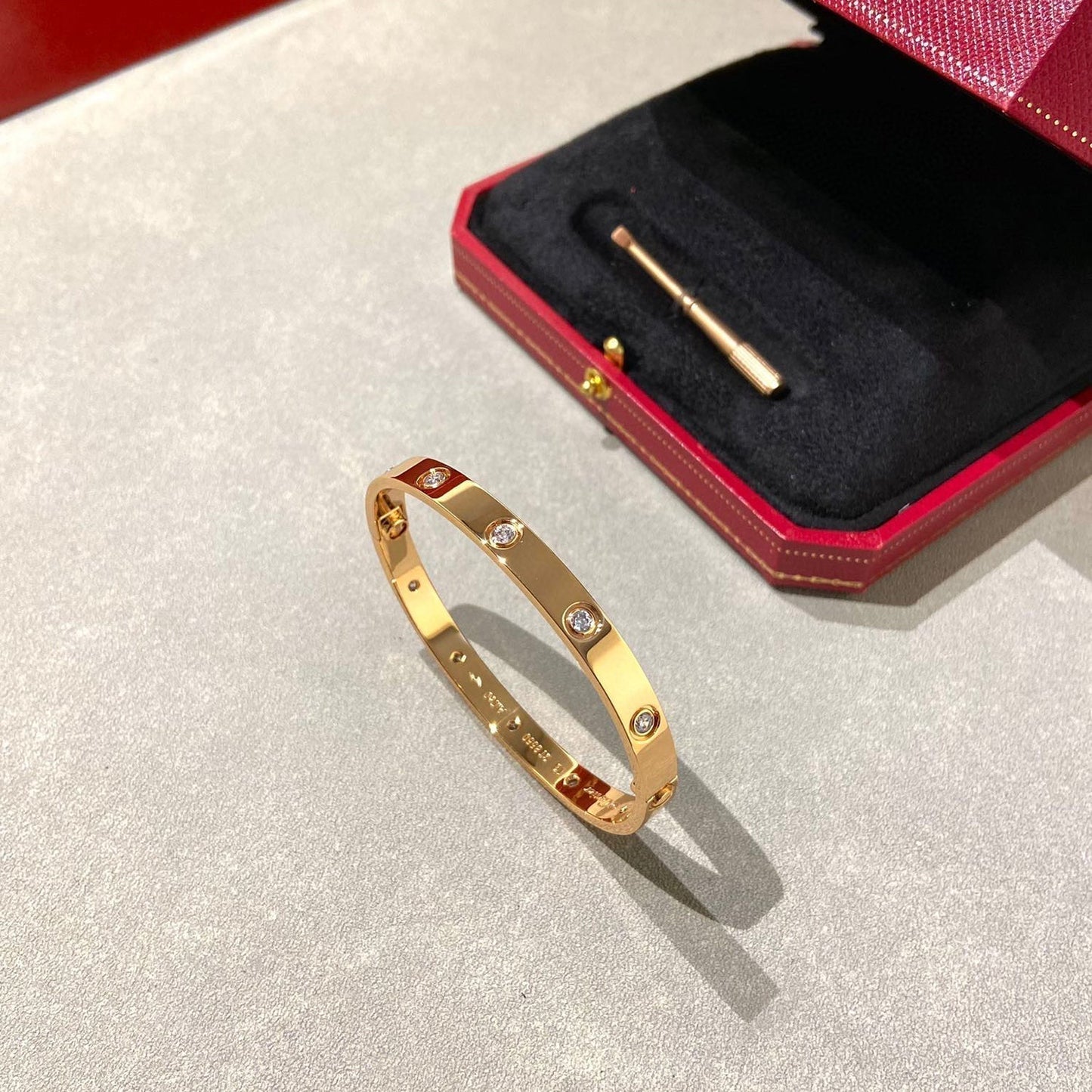 [Love Lucky]LOVE BRACELET 6.1MM 10 DIAMONDS