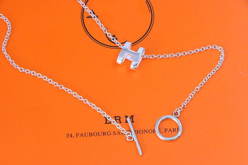 [Love Lucky]HM NECKLACE H LETTER OVAL SERIES