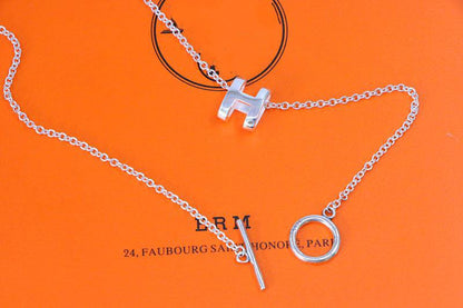 [Love Lucky]HM NECKLACE H LETTER OVAL SERIES